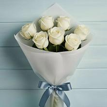 Букет 7 Белых роз Эдлесс Лав в Чупе