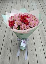 Букет цветов из:  Альстромерии в Чупе