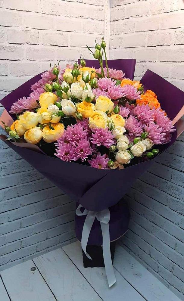 Букет цветов из: Хризантемы и Розы в Чупе