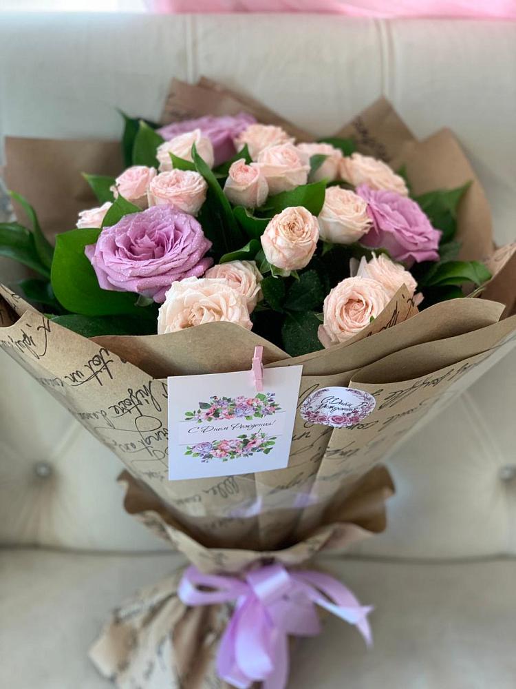 Букет цветов из: Розы в Чупе