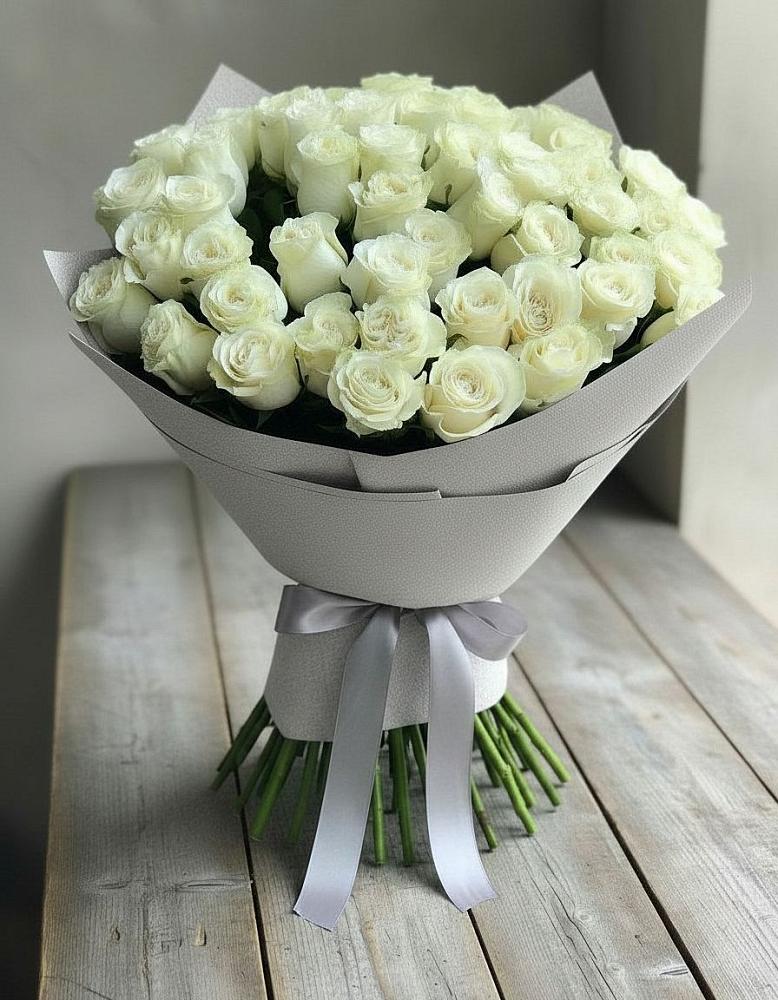 Букет 35 Белых роз в Чупе