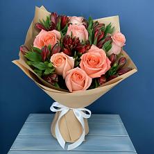 Букет цветов из:  Розы и Альстромерии в Чупе