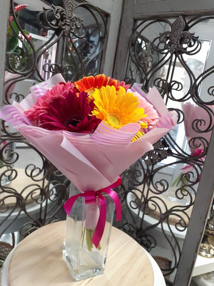 Букет цветов из: Герберы в Чупе