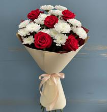 Букет цветов из:  Розы и Хризантемы в Чупе
