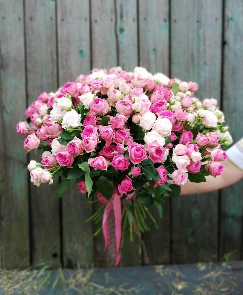 Букет Розовые кустовые розы Натали и Лав Лидия в Чупе