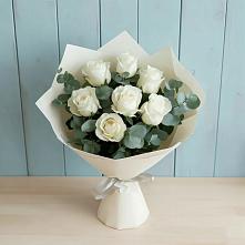 Букет Белые розы в Эвкалипте в Чупе