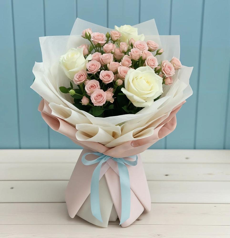 Букет цветов из: Розы в Чупе