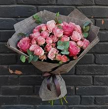 Букет цветов из:  Розы #REPLACE_PRED# Чупе